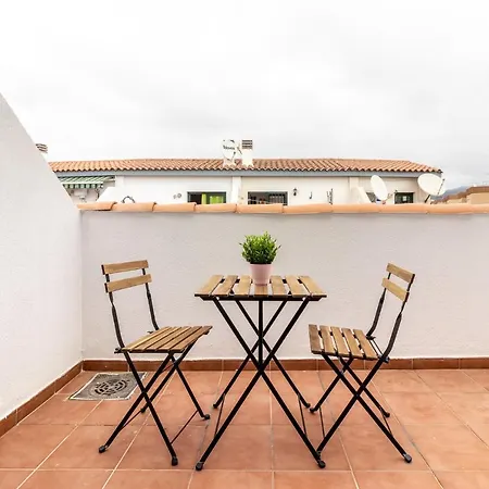 Flatguest San Fernando + 4bdr + Terrace + Parking